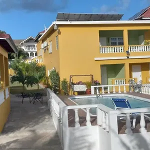  Bed & Breakfast Modrians Jamaica
